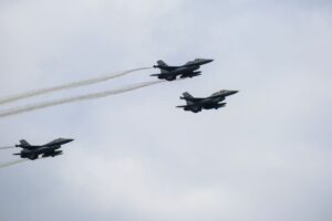 США уклали контракт на обслуговування винищувачів F-16 України