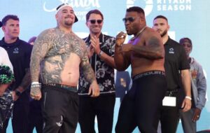 Телеведучий розкрив імена можливих опонентів Усика