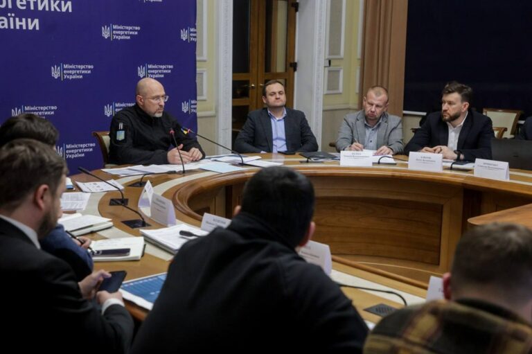 У Києві без світла залишається 710 тисяч абонентів