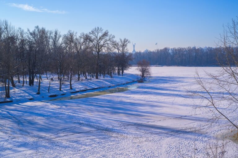 В Україну насуваються морози до -30: оголошено червоний рівень небезпеки
