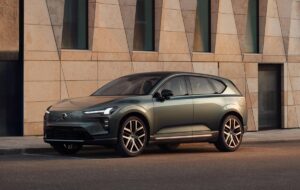 Volvo представила електрокроссовер EX60