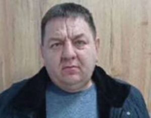 З лави підсудних у крісло директора ексголова Мостиського військового лісництва Семерак намагається поновитися на посаді