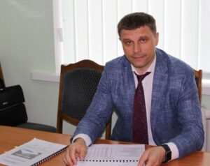 З податкових схем — в аналітики БЕБ як ексочільник ДПС Чернівеччини Віталій Шпак очистив біографію після хабарницького скандалу