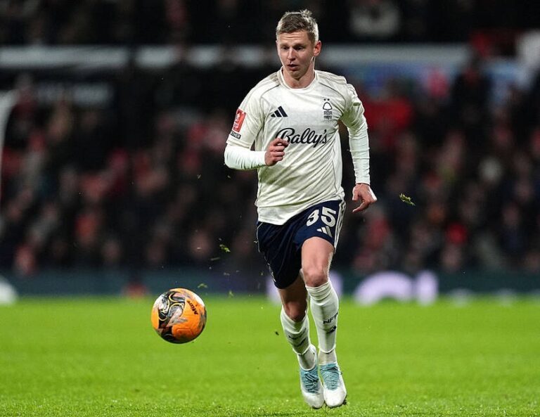 Зінченко став гравцем Аякса: трансферна угода відбулася