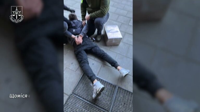 Контрабанда прекурсорів з ЄС: до суду скеровано справу міжнародного наркоугруповання