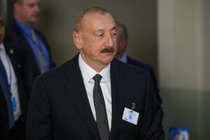 Алієв звинуватив РФ в ударах по посольству в Києві