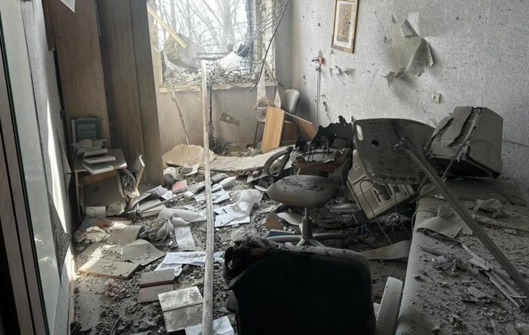 Атака дронів на пологовий у Запоріжжі: деталі