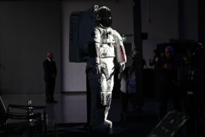 Axiom Space залучила $350 млн на розробку скафандрів та “заміну” МКС