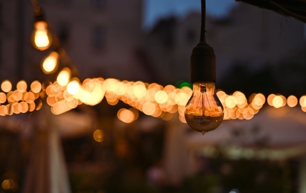 Експерт пояснив, коли Україна відійде від графіків відключень