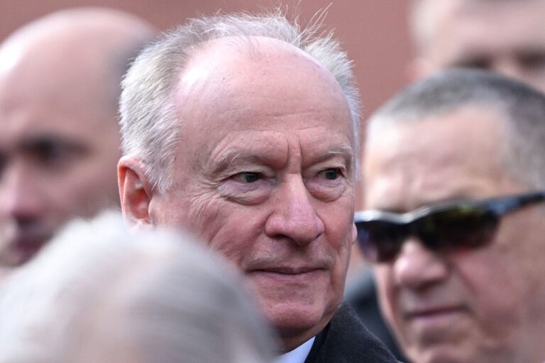 Кремль погрожує залучити флот у разі блокади на Балтиці