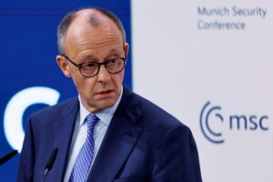 Мерц висловився щодо переговорів з Москвою