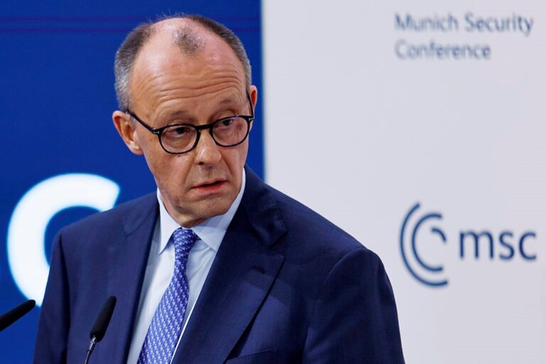 Мерц висловився щодо переговорів з Москвою