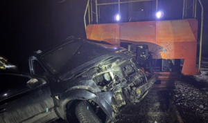 На Буковині зіткнулися позашляховик і тепловоз, є загиблий