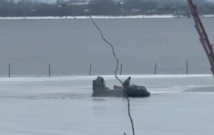 На Одещині прикордонники врятували дітей, які провалилися під лід