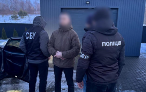 На Волині двоє посадовців ТЦК за хабарі “вирішували питання” мобілізації