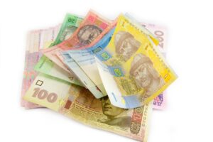 Нацбанк остаточно замінить на монети старі банкноти малого номіналу