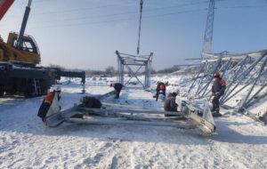 Обстріли і негода: відключення у семи областях