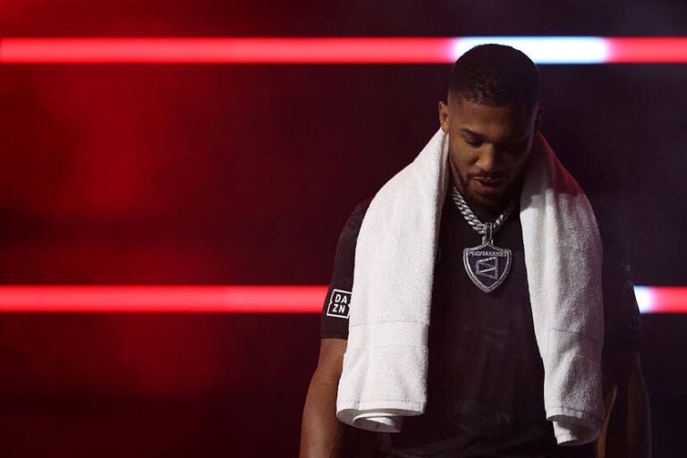 Промоутер оцінив перспективу сенсаційного бою Джошуа – Ф&rsquo;юрі