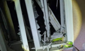 Росія вдарила по багатоповерхівкам у Сумах