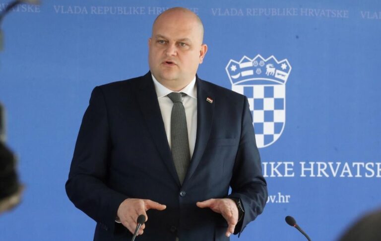 Російська нафта для Угорщини й Словаччини: Хорватія відповіла на прохання