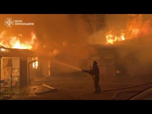 Херсон: армія рф здійснила масований обстріл міста з РСЗВ, постраждали 6 цивільних мешканців