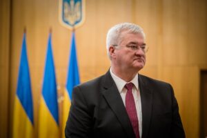 Сибіга вказав на “амнезію” Сіярто через російські нагороди