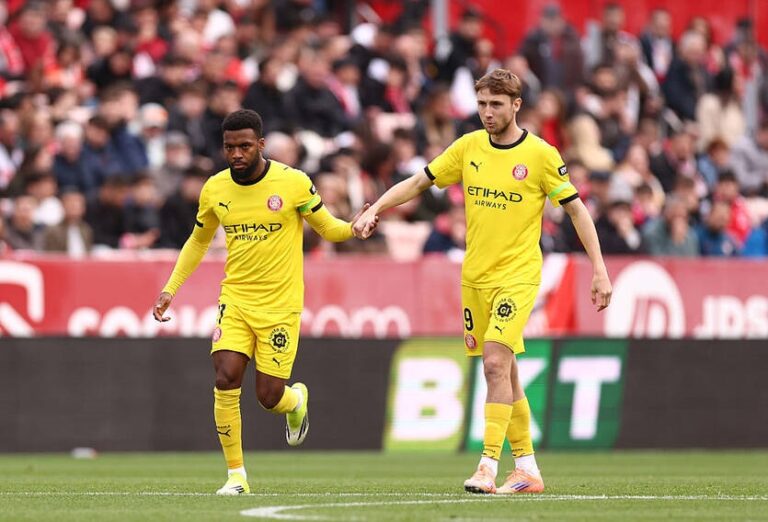 Тренер пояснив, чому Ваната замінили після зіткнення на полі