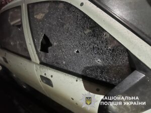 У Чернівцях посеред вулиці чоловік кинув гранату: є поранені