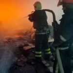 У Києві горить багатоповерхівка внаслідок атаки РФ