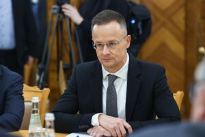 Угорщина продовжить постачати електроенергію Україні – Сіярто