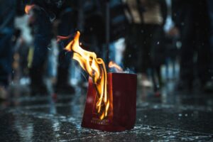 В Абхазії домоглися скасування видачі паспортів РФ