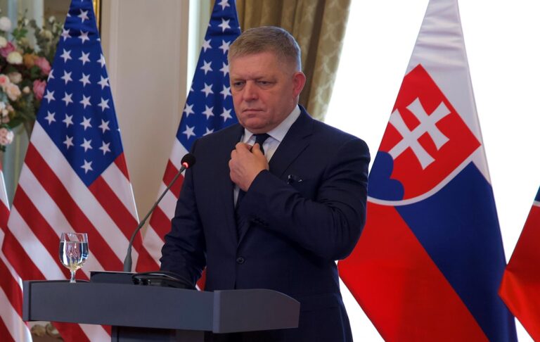 В Словаччині надішлють до прокуратури скаргу на держзраду Фіцо