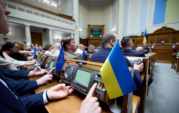 Вибори і референдум в Україні: ЗМІ виявили деталі