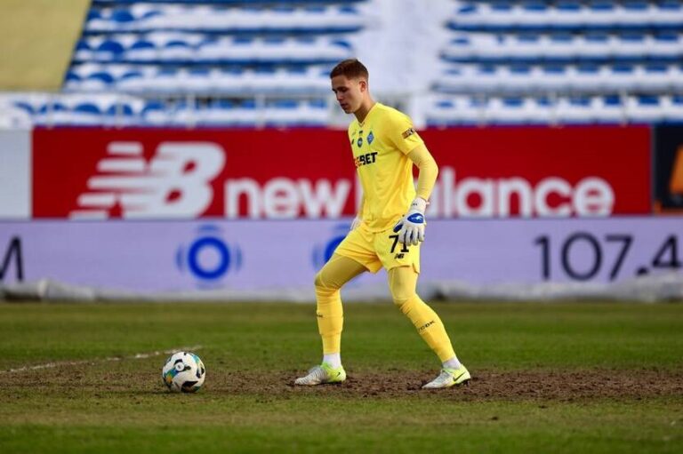 Вячеслав Суркіс дебютує за Динамо у 20