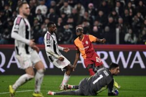 Ювентус переміг Галатасарай, однак вилетів із турніру