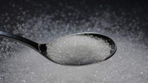 З гіркою чи без: скільки грамів різних продуктів міститься у чайній ложці