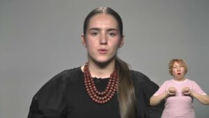 Хто має складати іспит на рівень володіння державною мовою