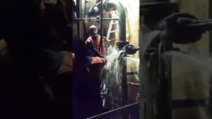 Битва під водою за світло в Києві