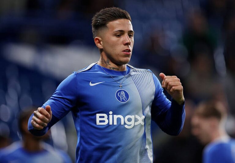 Англійський клуб шукає нових хавбеків на випадок втрати Родрі та Сілви