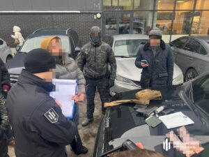 Фіктивна служба за $13 тис.: затримано посередника