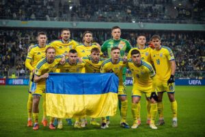 Форма українців і шведів визначена