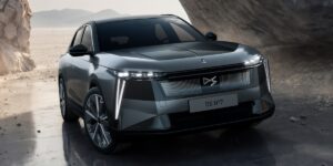 Французька DS представила електричний кросовер No7