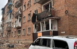 Глухів зазнав бомбового удару, багато поранених