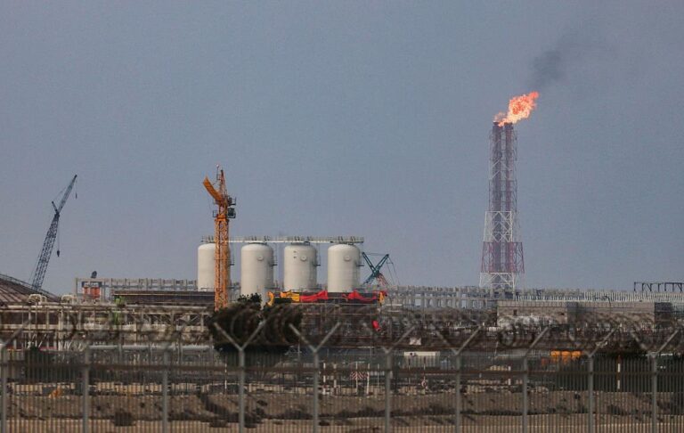 Катар повністю зупинить виробництво СПГ – ЗМІ