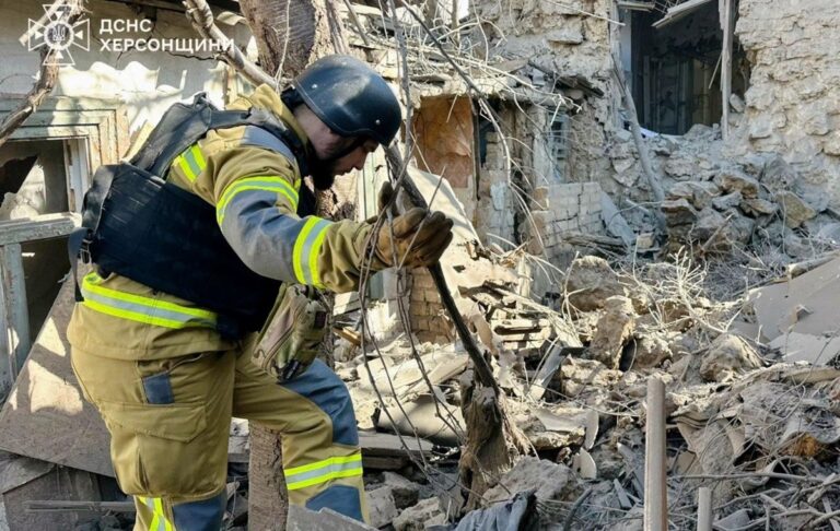 Херсон під масованими ударами, серед поранених троє дітей