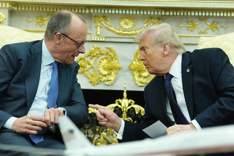 Мерц обговорив з Трампом війни на Близькому Сході та в Україні