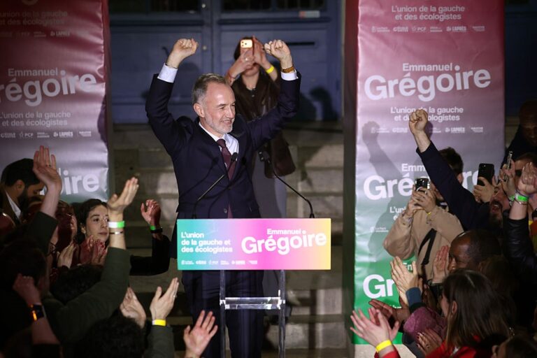 Місцеві вибори у Франції: обрано мерів великих містах