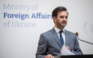 МЗС пояснило причини падіння дронів на території Фінляндії