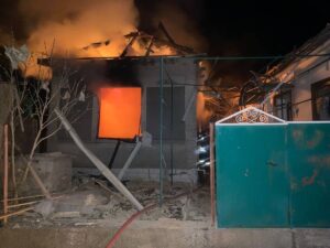 На Одещині дрон РФ знищив будинок і спричинив масштабну пожежу