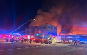 Підпал збройного заводу у Чехії: затримано трьох підозрюваних